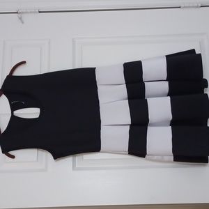 Drama Gold XL black & white striped sleeveless dress v neck keyhole back